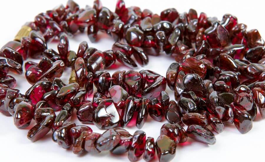 Chakra-crystal-Garnet