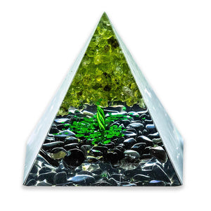 Obsidian-Peridot-with-Tree-of-Life-Orgonite-Pyramid