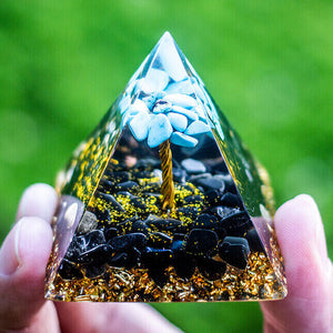 Obsidian-with-Turquoise-Lifetree-Orgonite-Pyramid